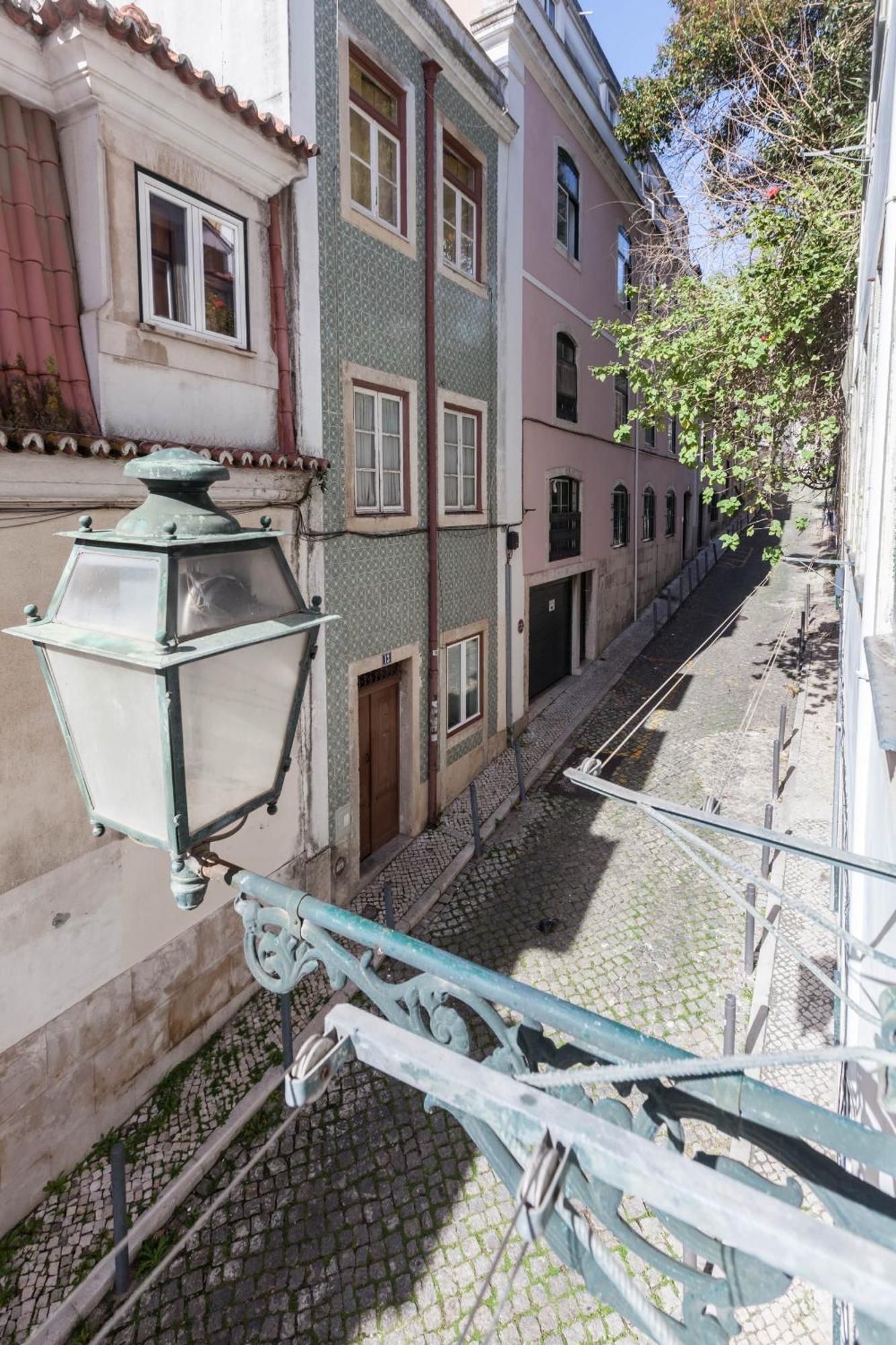 Flh Bairro Alto Nest Lisbon